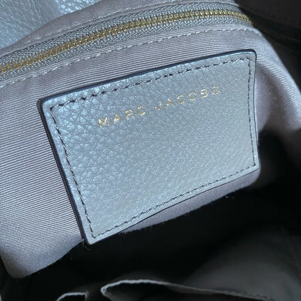 Marc Jacobs Taupe Leather Hobo Bag with Gold Hardware